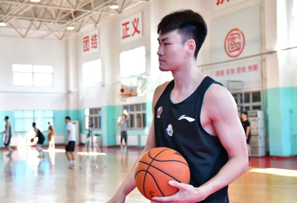为什么需要加强篮球防守技巧?_2